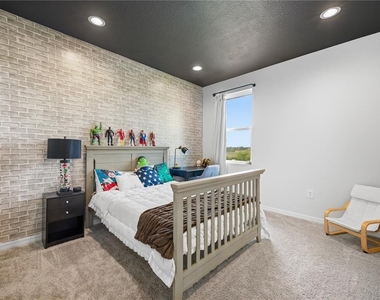 8326 Abalone Loop - Photo Thumbnail 38