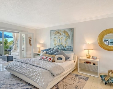 1355 S Portofino Drive - Photo Thumbnail 36
