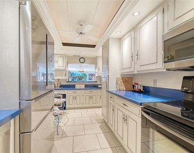 1355 S Portofino Drive - Photo Thumbnail 33