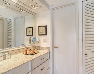 1355 S Portofino Drive - Photo Thumbnail 36