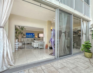 1355 S Portofino Drive - Photo Thumbnail 20