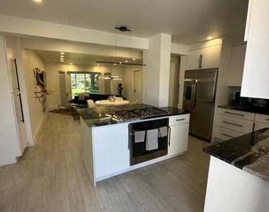 350 Thunderbird Drive - Photo Thumbnail 3
