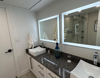 350 Thunderbird Drive - Photo Thumbnail 13