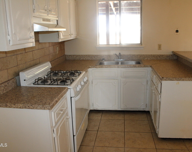 10452 Persephone Drive - Photo Thumbnail 6