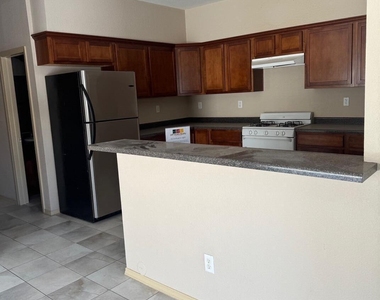 8940 Herbert Street - Photo Thumbnail 6