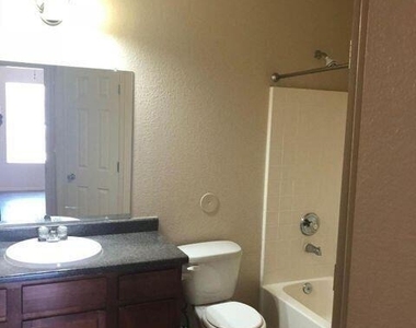 8940 Herbert Street - Photo Thumbnail 8