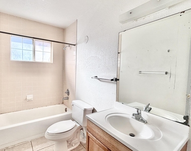 2717 Idalia Avenue - Photo Thumbnail 10