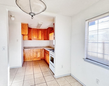 2717 Idalia Avenue - Photo Thumbnail 5