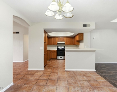 7536 Le Conte Drive - Photo Thumbnail 7