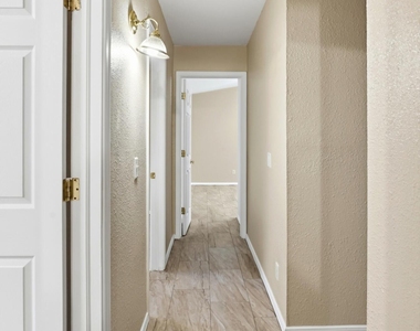 7536 Le Conte Drive - Photo Thumbnail 25