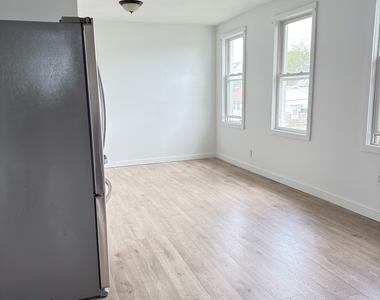10 Beatrice Street - Photo Thumbnail 2