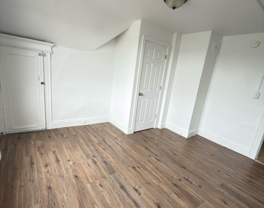 10 Beatrice Street - Photo Thumbnail 3