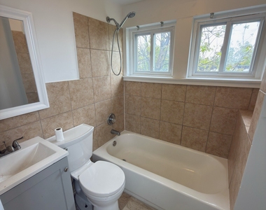10 Beatrice Street - Photo Thumbnail 2