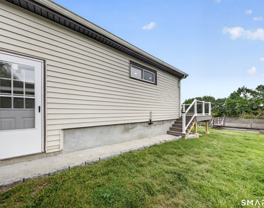 207 Hillcrest Road - Photo Thumbnail 22