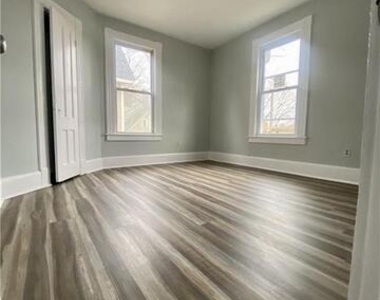 15-17 Ridgewood Street - Photo Thumbnail 1