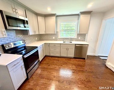 137 Florida Hill Road - Photo Thumbnail 10