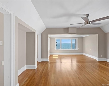 223 Townsend Avenue - Photo Thumbnail 5