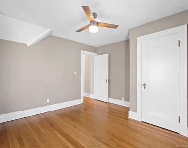 223 Townsend Avenue - Photo Thumbnail 14