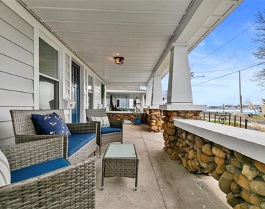 223 Townsend Avenue - Photo Thumbnail 31