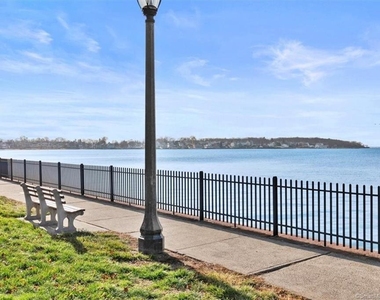 223 Townsend Avenue - Photo Thumbnail 37
