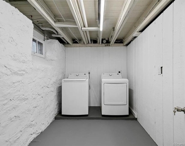 223 Townsend Avenue - Photo Thumbnail 26