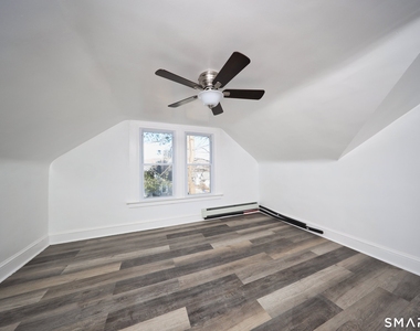 78 Maplewood Avenue - Photo Thumbnail 24