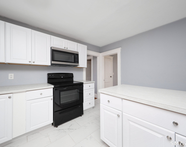 78 Maplewood Avenue - Photo Thumbnail 6