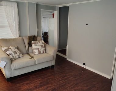25 George Street - Photo Thumbnail 13