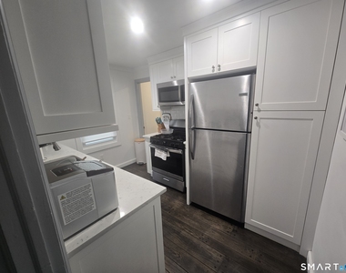 275 Burnsford Avenue - Photo Thumbnail 9