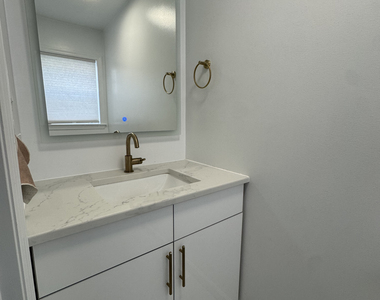 136 Cedar Street - Photo Thumbnail 13