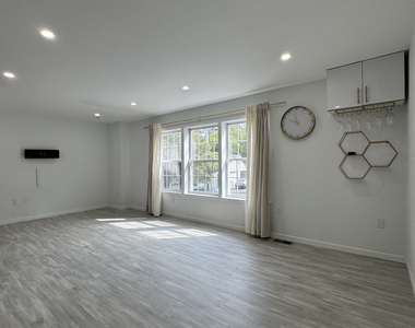 136 Cedar Street - Photo Thumbnail 4
