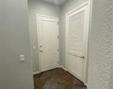 38 Serene Avenue - Photo Thumbnail 4