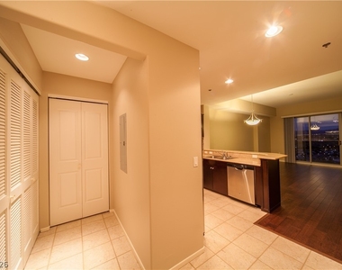 8255 S Las Vegas Boulevard - Photo Thumbnail 12
