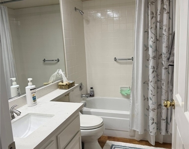 2708 Baycliff Court - Photo Thumbnail 7