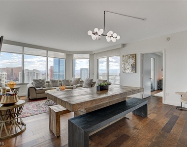 222 Karen Avenue - Photo Thumbnail 4