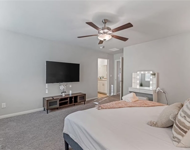 8244 Selenite Street - Photo Thumbnail 8