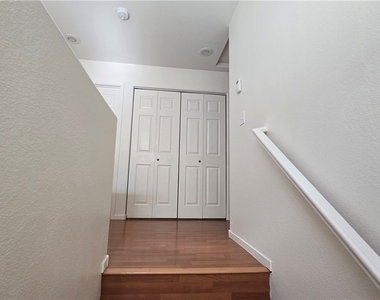 8229 Laredo Street - Photo Thumbnail 16