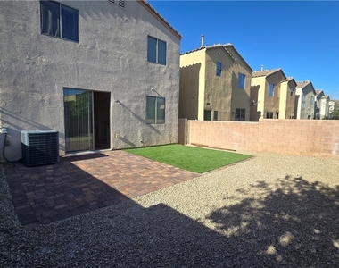 8229 Laredo Street - Photo Thumbnail 19
