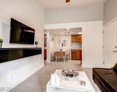 4200 S Valley View Boulevard - Photo Thumbnail 21