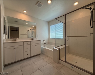 7293 Saxby Avenue - Photo Thumbnail 8