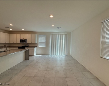 7293 Saxby Avenue - Photo Thumbnail 18