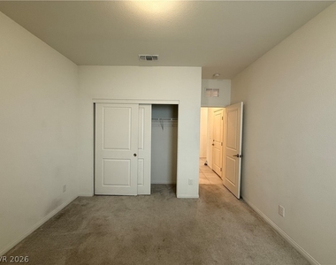 7293 Saxby Avenue - Photo Thumbnail 20