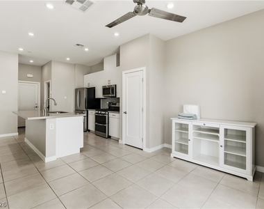3188 Lumassina Way - Photo Thumbnail 4