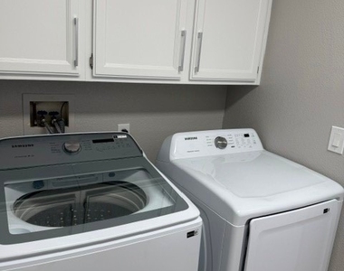 7873 Bridgefield Lane - Photo Thumbnail 46
