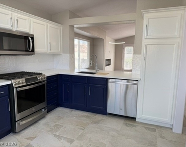 7873 Bridgefield Lane - Photo Thumbnail 16
