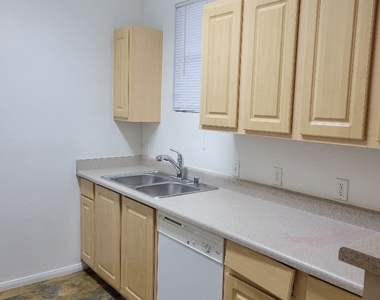 6955 Durango Drive - Photo Thumbnail 19