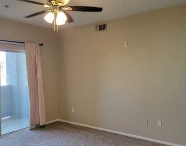 6955 Durango Drive - Photo Thumbnail 16