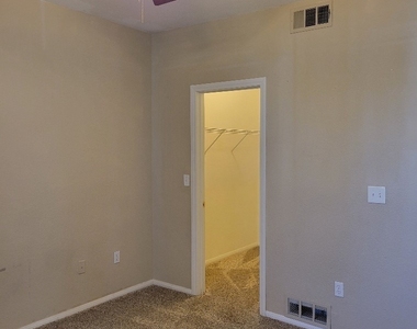 6955 Durango Drive - Photo Thumbnail 22
