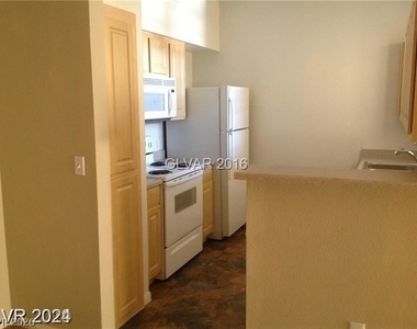 6955 Durango Drive - Photo Thumbnail 11