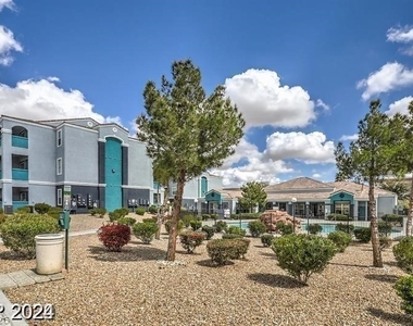 6955 Durango Drive - Photo Thumbnail 4